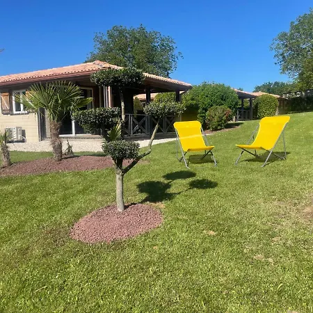 Les Refuges Des Catieres Amance (Aube)