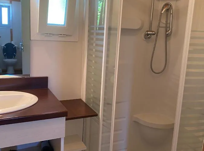 Les Refuges Des Catieres * Amance (Aube)