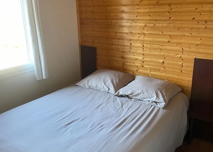 Les Refuges Des Catieres Amance (Aube)